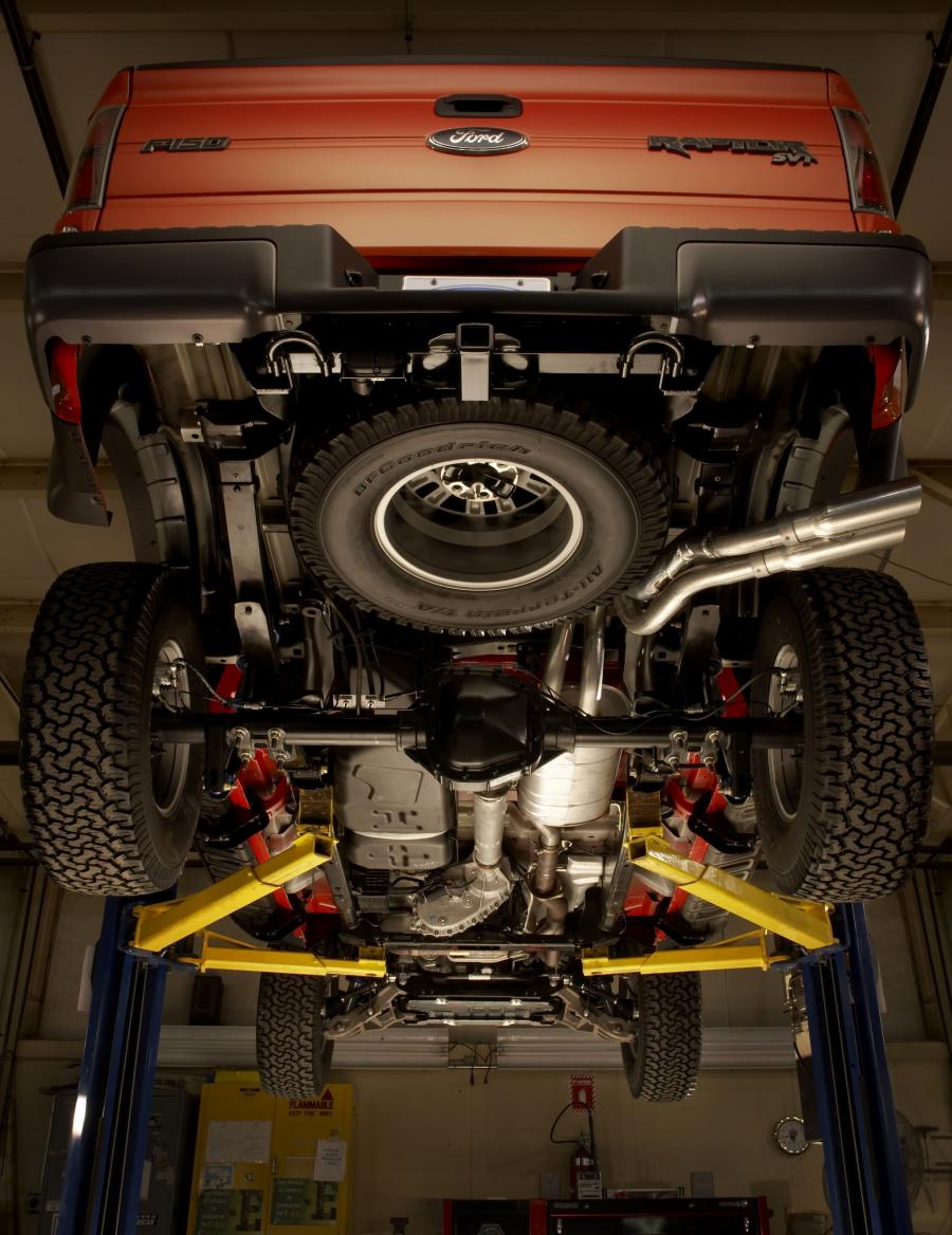  Ford F-150 SVT Raptor 2010 года  (фото 212 из 295)
